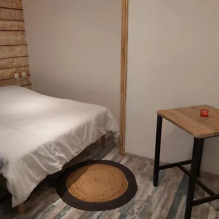 L Atelier De Jissey 아파트